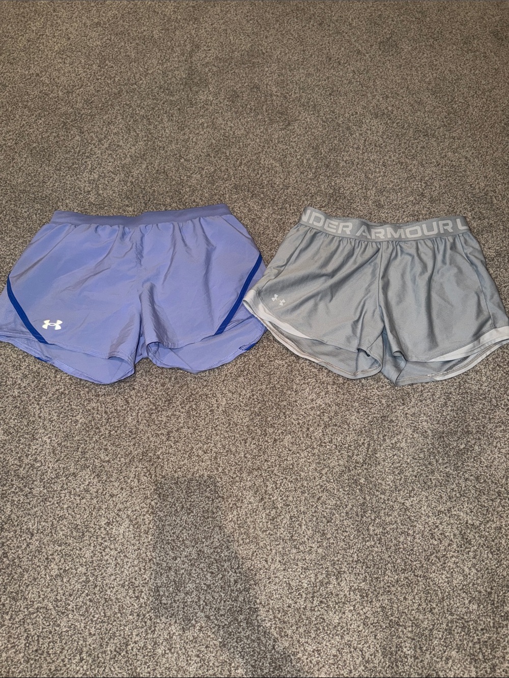 Under Armour Women's Size Small Athletic Shorts - Loose Fit